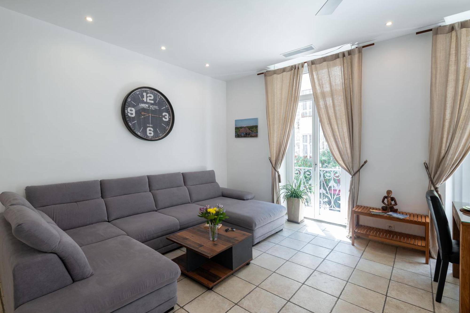 "Le Zen" By Enjoynice, Central Spacious Apartment With Airco, Beach At 10 Min المظهر الخارجي الصورة