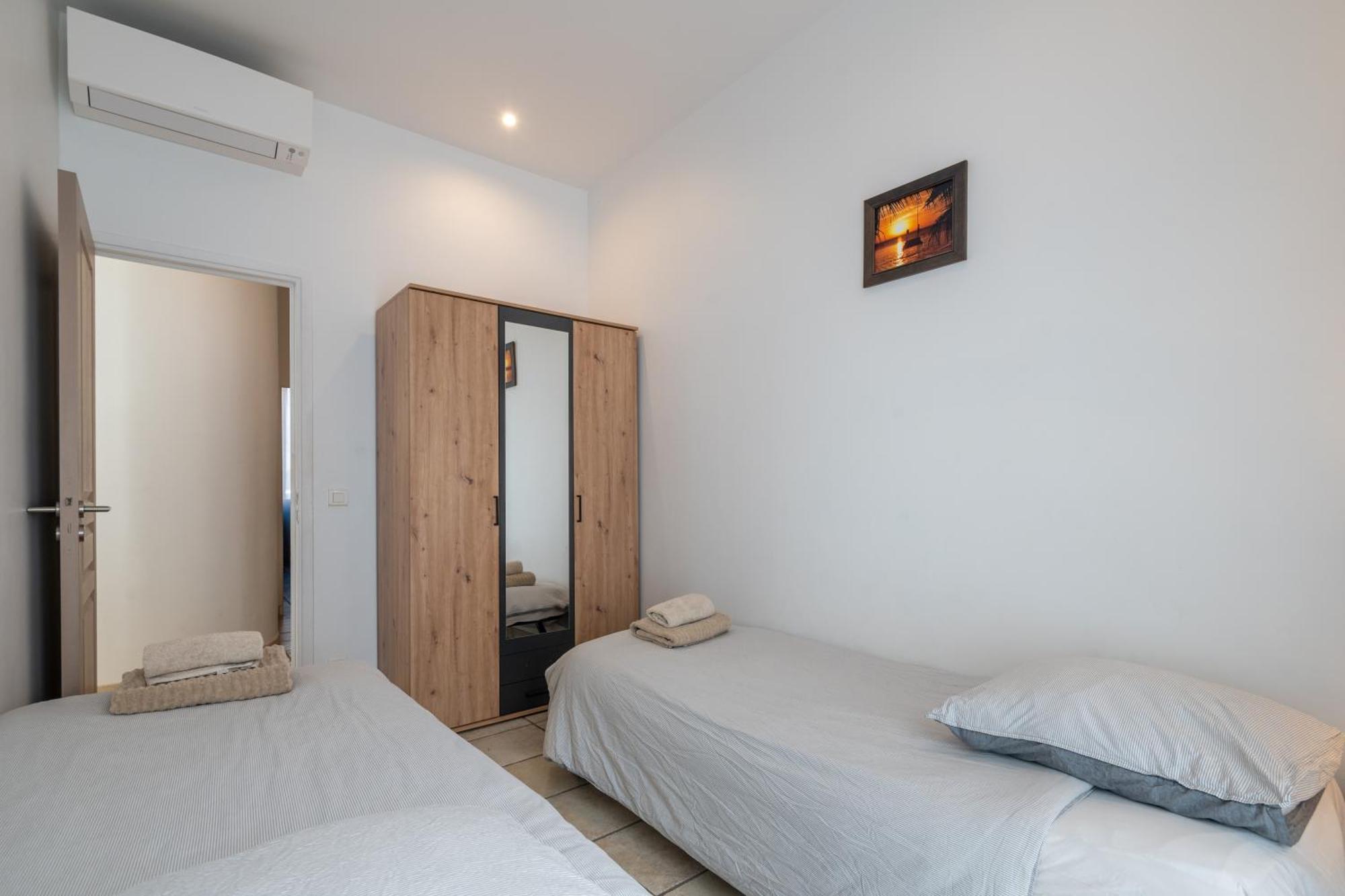 "Le Zen" By Enjoynice, Central Spacious Apartment With Airco, Beach At 10 Min المظهر الخارجي الصورة